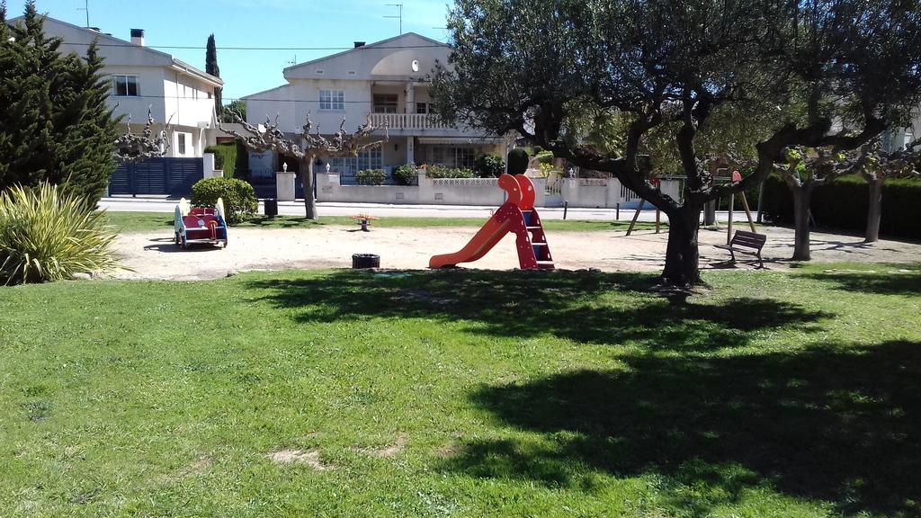 Holiday Beach Cambrils Buitenkant foto